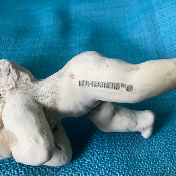 Rustic Hem Feathers Cherub Planter/ Vase Embellishment Decor - Picture 6 of 6